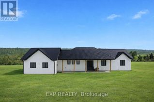 Detached House for Sale, 171 Pine Hill Crescent, Belleville (Thurlow Ward), ON