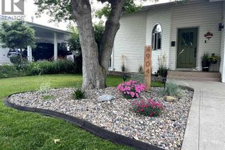 House for Sale, 4904 43 Street, Ponoka, AB House for Sale, 4904 43 Street, Ponoka, AB