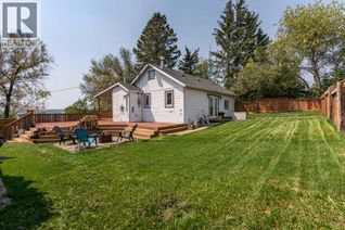 Bungalow for Sale, 211 Red Wing Crescent, Tillicum Beach, AB Bungalow for Sale, 211 Red Wing Crescent, Tillicum Beach, AB