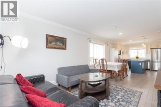 Townhouse for Sale, 3248 Sherman Rd #101, Duncan, BC