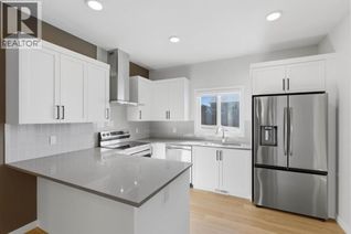Townhouse for Sale, 176 Lawson Lane Se, Airdrie, AB