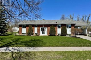 Bungalow for Sale, 909 Whitefield Drive, Peterborough (Otonabee Ward 1), ON