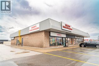 Property, 13420 Tecumseh Road East, Tecumseh, ON
