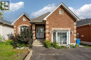 Detached House for Sale, 116 Adelaide Street S, Kawartha Lakes (Lindsay), ON