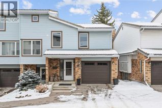 Townhouse for Sale, 212 Coachway Lane Sw, Calgary, AB