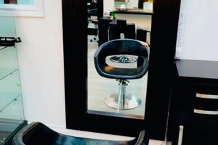 Commercial/Retail Property for Lease, 17335 Yonge Street #5-Chair#1, Newmarket (Central Newmarket), ON