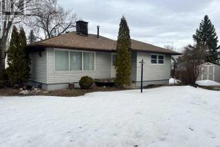 Detached House for Sale, 5117 49 Avenue, Forestburg, AB