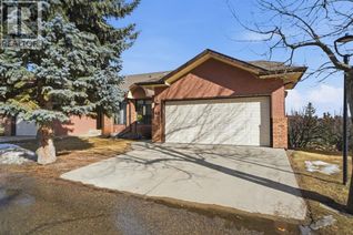 Condo Townhouse for Sale, 44 Edgeland Close Nw, Calgary, AB