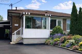 Backsplit for Sale, 25 Bimini Crescent, Toronto (Black Creek), ON