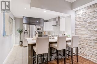 Loft for Sale, 168 Simcoe Street #PH1, Toronto (Waterfront Communities), ON
