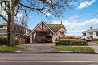 Detached House for Sale, 1811 Hollywood Cres, Victoria, BC