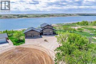 Detached House for Sale, 35 Grace Bay, Diefenbaker Lake, SK