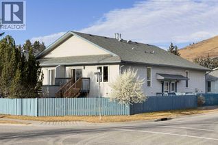 Condo Townhouse for Sale, 532 First Street Street E #2, Cochrane, AB