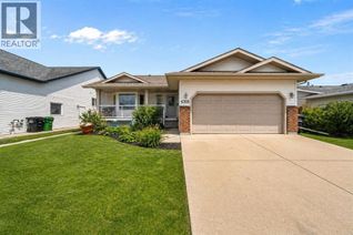 Bungalow for Sale, 6308 30 Avenue, Camrose, AB