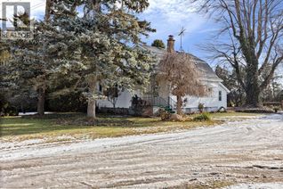 House for Sale, 424 County Rd 14, Kingsville, ON