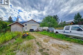 Property for Sale, 4772 Crescentwood Drive, Edgewater, BC Property for Sale, 4772 Crescentwood Drive, Edgewater, BC