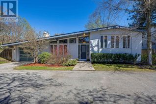 Property for Sale, 2 Parmbelle Crescent, Toronto (Parkwoods-Donalda), ON