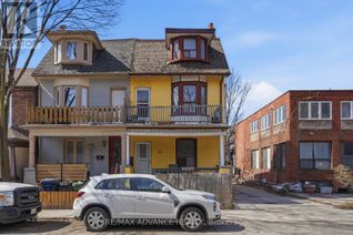 Semi-Detached House for Sale, 82a Augusta Avenue, Toronto (Kensington-Chinatown), ON