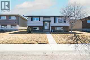 Detached House for Sale, 25 Seven Persons Crescent Sw, Medicine Hat, AB