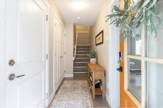Condo Townhouse for Sale, 20860 76 Avenue #94, Langley, BC