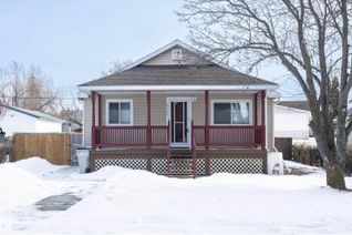 Detached House for Sale, 9723 107 St, Westlock, AB