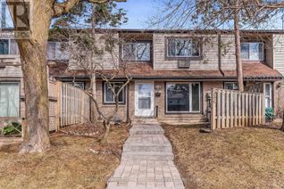Condo Townhouse for Sale, 334 Scottsdale Drive #n/a, Guelph (Dovercliffe Park/Old University), ON