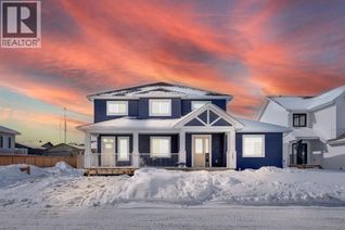 House for Sale, 144 Beaverlodge Close, Fort McMurray, AB