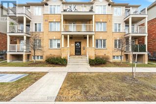 Townhouse for Sale, 157 Isaac Devins Boulevard #6, Toronto (Humberlea-Pelmo Park), ON
