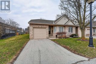 Property for Sale, 303 Central Avenue #27, Grimsby (Grimsby East), ON