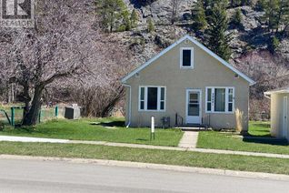 Property for Sale, 20601 25 Avenue, Bellevue, AB