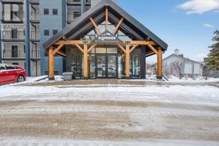 Property for Sale, 80 Horseshoe Boulevard #102, Oro-Medonte (Horseshoe Valley), ON