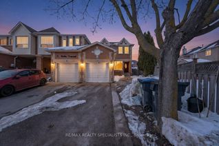 Freehold Townhouse for Sale, 3 Mullis Cres, Brampton, ON