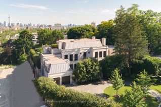 Detached House for Sale, 17 Ardwold Gate, Toronto, ON