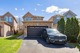 Detached House for Sale, 61 Woodhaven Cres, Richmond Hill, ON