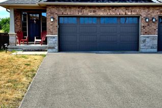Townhouse for Sale, 100 Spruce Gardens Ct, Belleville, ON