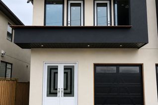 Semi-Detached House for Sale, 28A Pine Ave N, Mississauga, ON