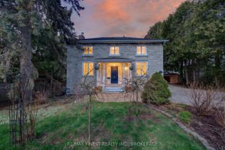 Detached House for Sale, 68 Collingwood St, Kingston, ON