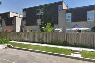 Condo Townhouse for Sale, 21 Four Winds Dr #11, Toronto, ON