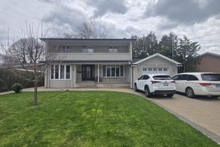Detached House for Rent, 21 Dukinfield Cres, Toronto, ON