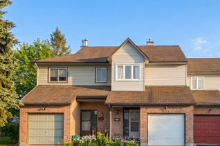 Freehold Townhouse for Sale, 1516 Briarfield Cres, Orleans - Cumberland and Area, ON