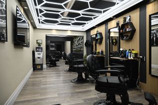 Property for Lease, 18 Holland St W, Bradford West Gwillimbury, ON