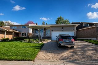 Backsplit for Sale, 43 Fireside Dr, Toronto, ON