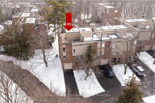 Condo Townhouse for Sale, 1250 Marlborough Ct #33, Oakville, ON