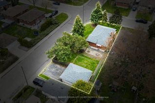 Bungalow for Sale, 14 Callie Rd, Hamilton, ON