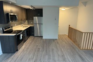 Condo Townhouse for Rent, 4045 Hickory Dr #15, Mississauga, ON