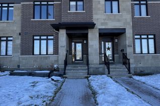 Townhouse for Rent, 646 Mikinak Rd, Manor Park - Cardinal Glen and Area, ON