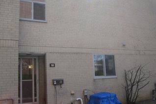 Condo Townhouse for Sale, 11 Four Winds Dr #18, Toronto, ON