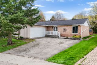 Detached House for Sale, 9 Village Rd, Wellesley, ON