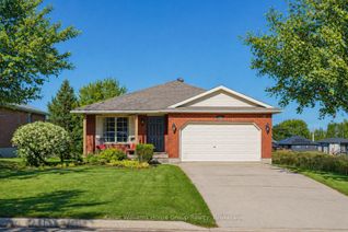 Detached House for Sale, 423 King St E, Wellington North, ON
