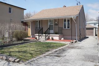 Detached House for Sale, 30 Hearst Cir, Toronto, ON